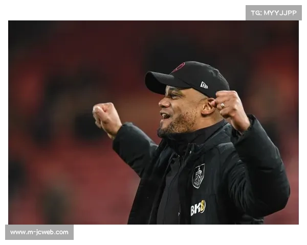 孔帕尼轮换主力应对勒沃库森 展现球队深度与调度能力