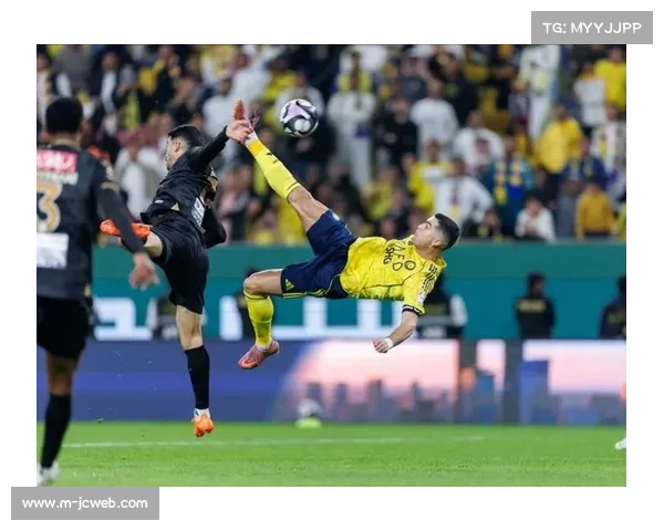 马齐泰利:凌空斩破门,成球队英雄 马齐泰利:凌空斩破门,成球队英雄